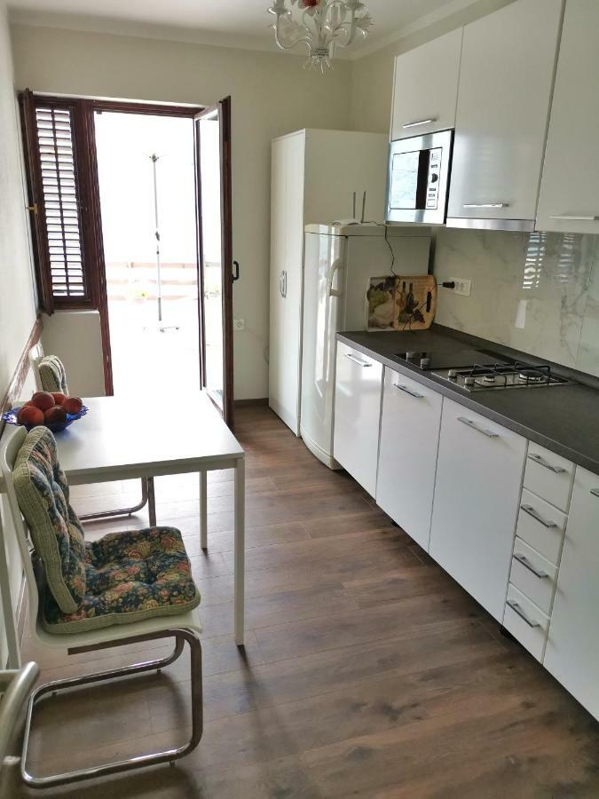 Bay Terrace Apartment Donji Stoliv Bagian luar foto